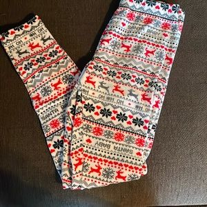 Super soft velour holiday leggings